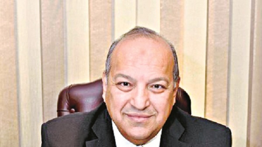 الدكتور محمد الوحش .. وكيل لجنة الصحة بمجلس النواب