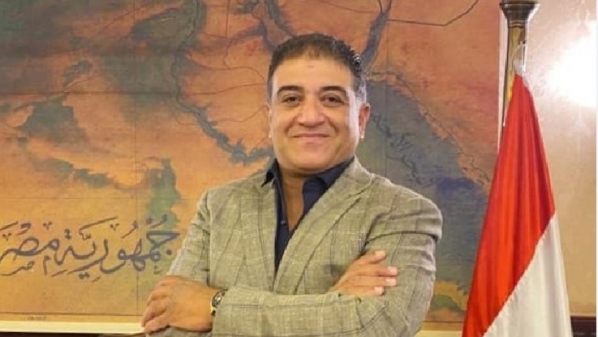 الدكتور خالد مهدي