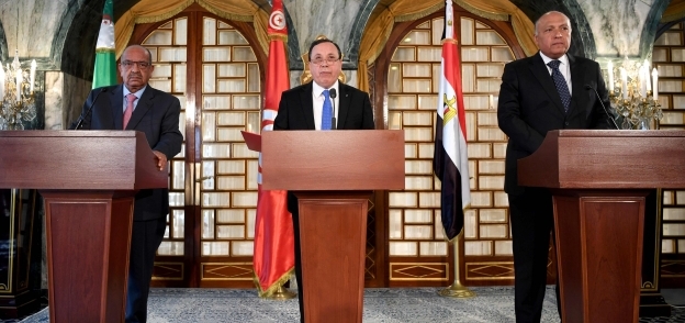 وزراء خارجية مصر وتونس والجزائر خلال المؤتمر الصحفى المشترك