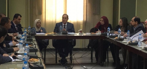 اجتماع نائب رئيس جامعة المنصورة