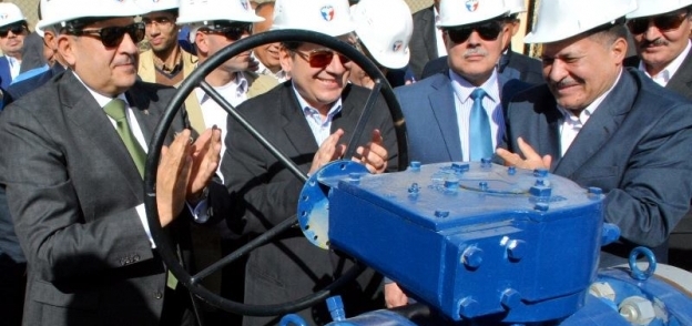 وزير البترول يفتتح خط انابيب غاز البوتاجاز في سوهاج