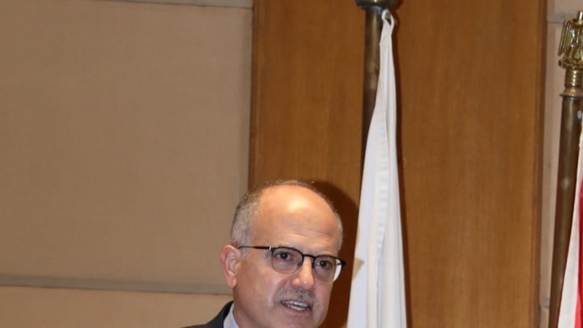الدكتور ياسر حجازي