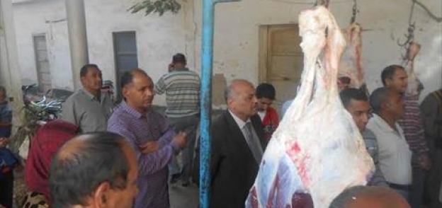 محافظة أسيوط تفي جولة على منافذ بيع اللحوم