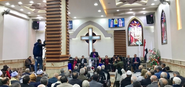 رئيس الإنجيلية يفتتح مبنى جديدًا لكنيسة أولاد نصير بسوهاج