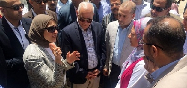 وزيرة الصحة خلال زيارتها لـ«بورسعيد»