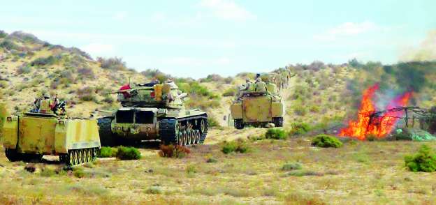 قوات الجيش تواصل تطهير سيناء من البؤر الإرهابية «صورة أرشيفية»