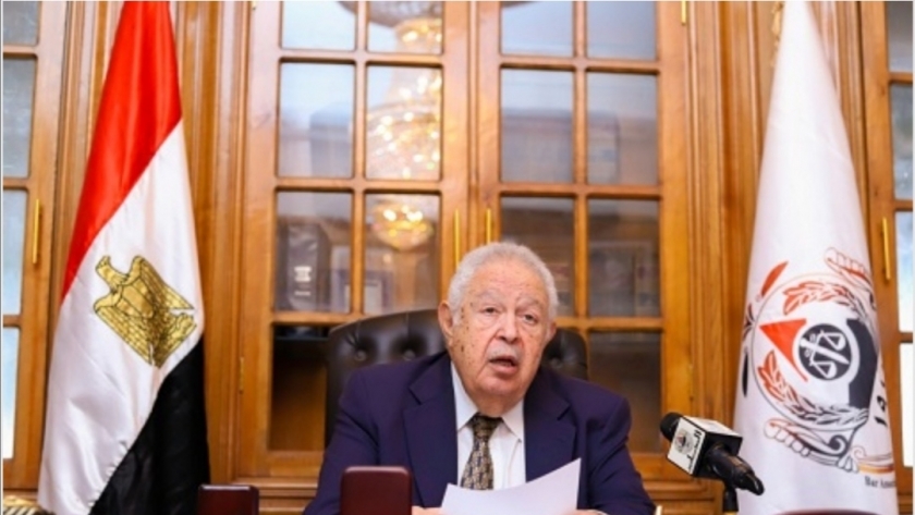 المفكر الكبير رجائي عطية نقيب المحامين ورئيس اتحاد المحامين العرب