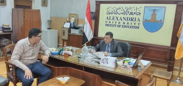 الدكتور محمد أنور فراج عميد كلية التربية جامعة الإسكندرية