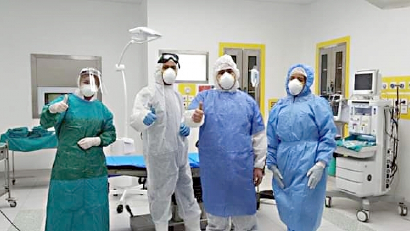 الفريق الطبى يقدم تضحيات لمواجهة أزمة «كورونا»