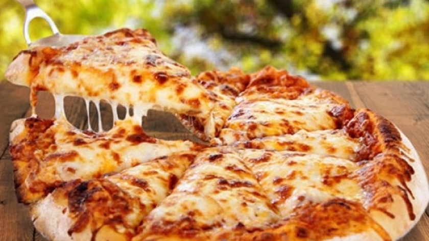 عجينة البيتزا المطاطية