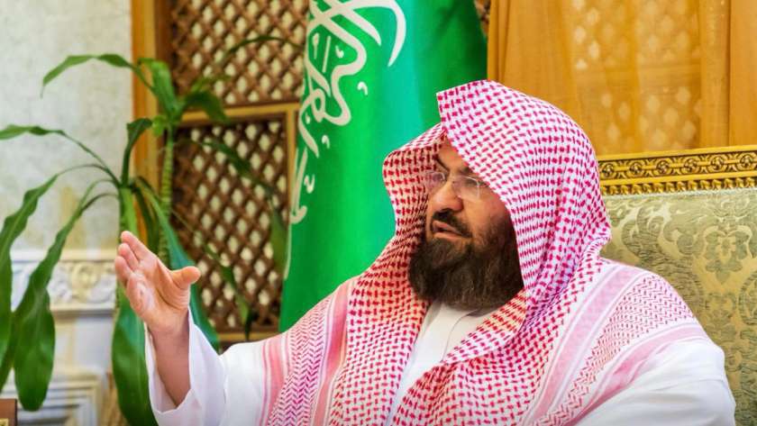 الشيخ عبدالرحمن السديس رئيس الشؤون الدينية بالحرمين