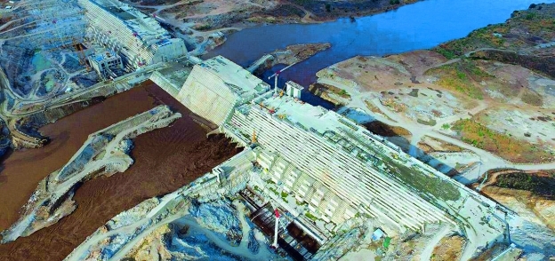 إثيوبيا تواصل بناء سد النهضة رغم تحذيرات الدول المتضررة