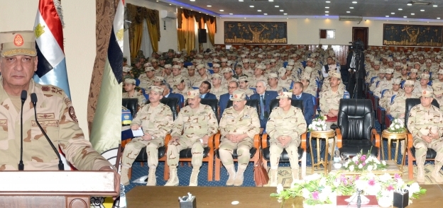 الفريق أول محمد زكى القائد العام للقوات المسلحة