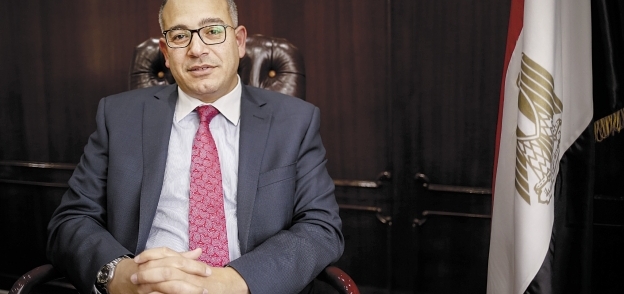 الدكتور احمد عادل درويش نائب وزير الاسكان للتطوير الحضري والعشوائيات