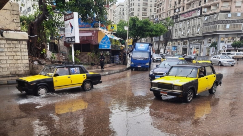 أمطار غزيرة مع طقس الإسكندرية اليوم