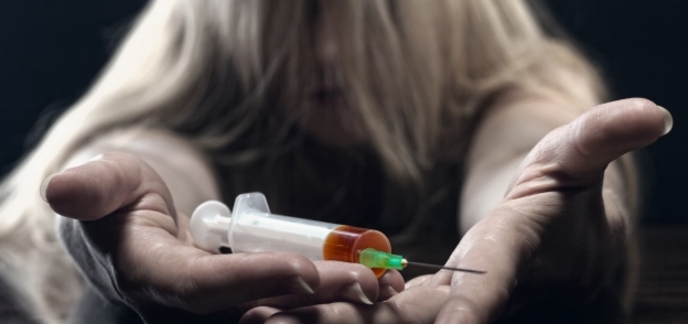 صغيرة على «الإدمان»: فتيات دخلن عالم المخدرات فى سن الطفولة