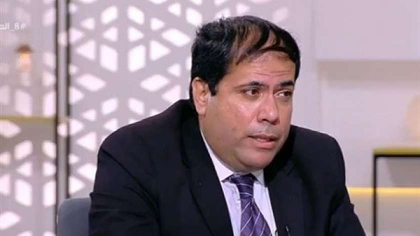 الدكتور حسين عبد البصير