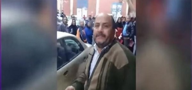 القبض على البلطجي صاحب فيديو الاعتداء على المواطنين أمام مكتب تموين