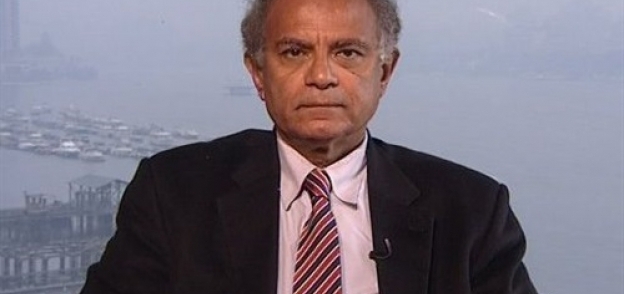 السفير حسين هريدي