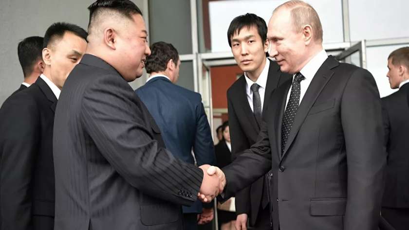 الرئيس الروسي فلاديمير بوتين مع زعيم كوريا الشمالية