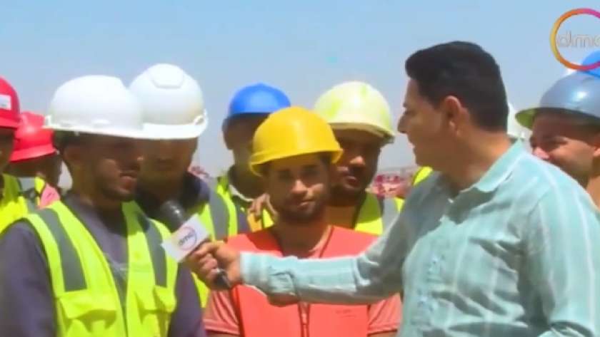 كاميرا «dmc» تلتقي بعدد من عمال مصر بالعاصمة الإدارية الجديدة