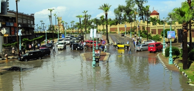مياه الأمطار أغرقت شوارع الإسكندرية
