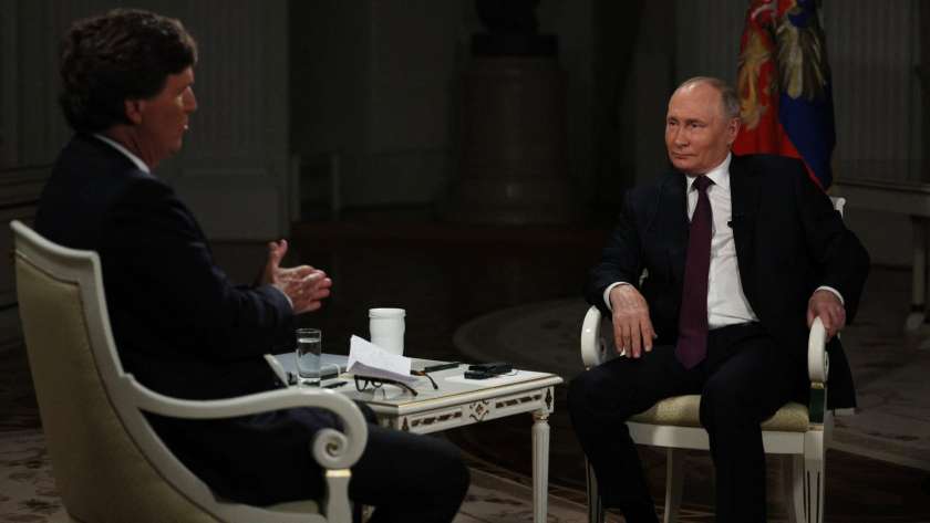 مقابلة بوتين مع تاكر كارليسون