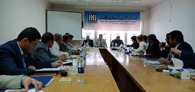 فريق المنظمة العربية لحقوق الإنسان لمتابعة الانتخابات الرئاسية