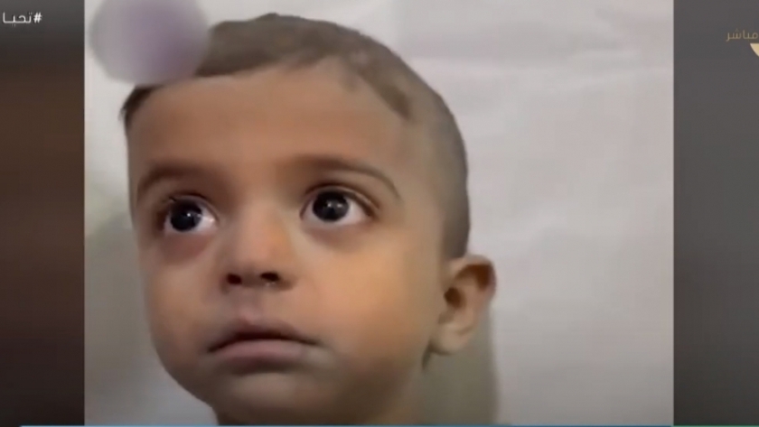 الطفل الفلسطيني المرتجف محمد أبو لولي