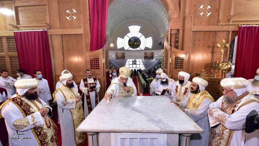 البابا يدشن كنيسة مارجرجس بالإسكندرية