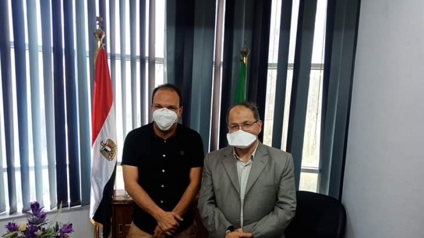 وكيل وزارة الصحة بالمنوفية يلتقي مدير حميات أشمون