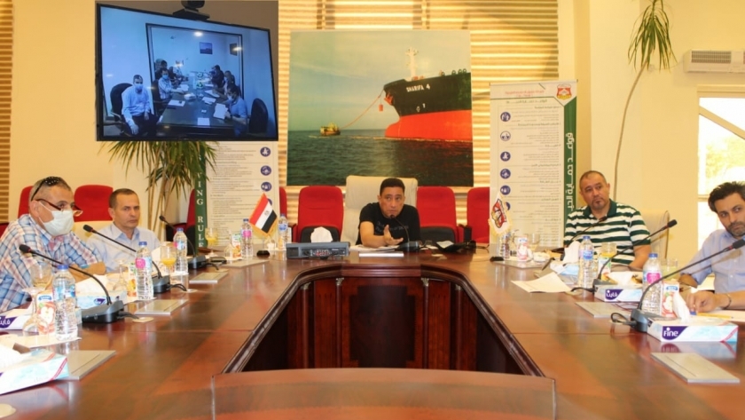 أجتماع لجنة السلامة والصحة المهنية وحماية البيئة الرئيسية بموقع «ميناء الحمراء البترولي