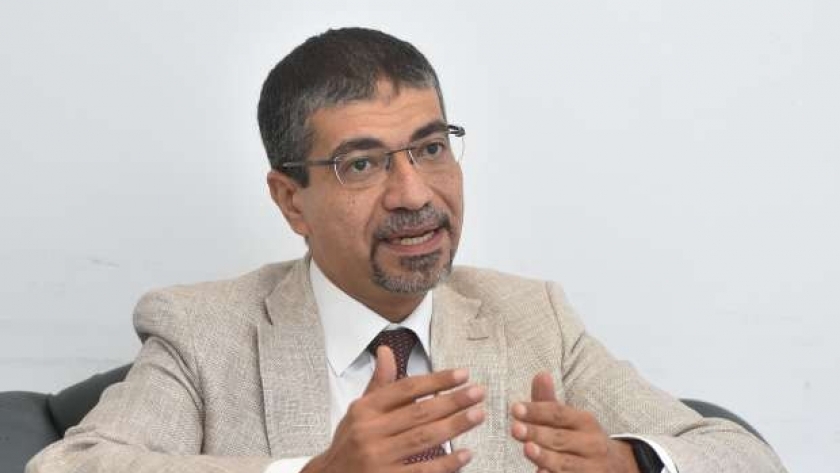 الدكتور محمد صلاح البدري عضو مجلس الشيوخ