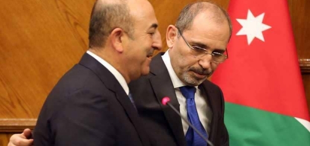 وزير الخارجية الأردني خلال زيارة نظيره التركي أواخر فبراير