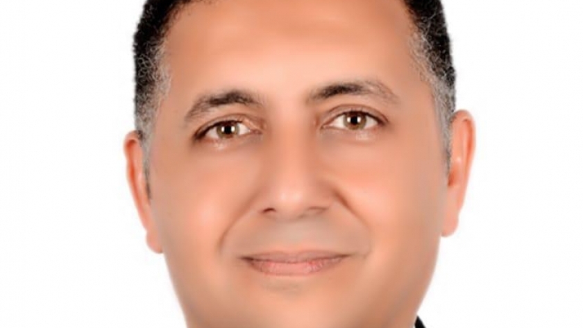 الدكتور حسام عبد الفتاح