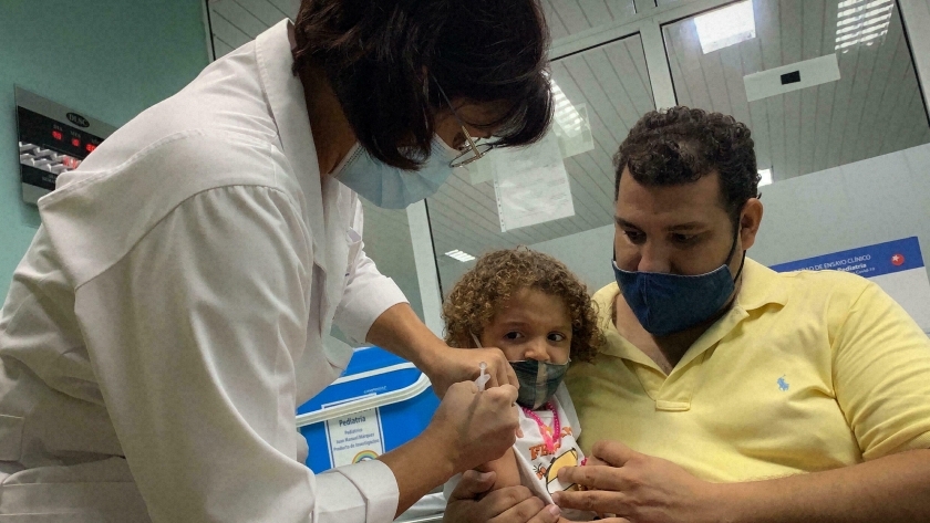 تطعيم الاطفال في كوبا ضد فيروس كورونا