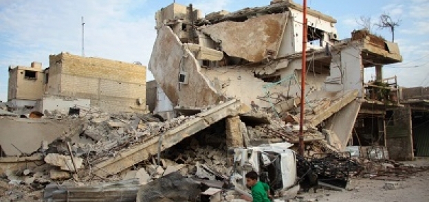 أحد المبانى بعد قصفه فى «عفرين»