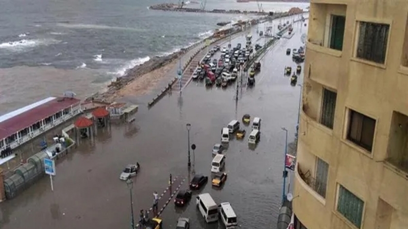 التحذيرات من تعرض الإسكندرية للغرق تكررت خلال الفترة الأخيرة