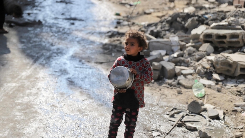 طفلة تعاني الجوع في غزة- أرشيفية