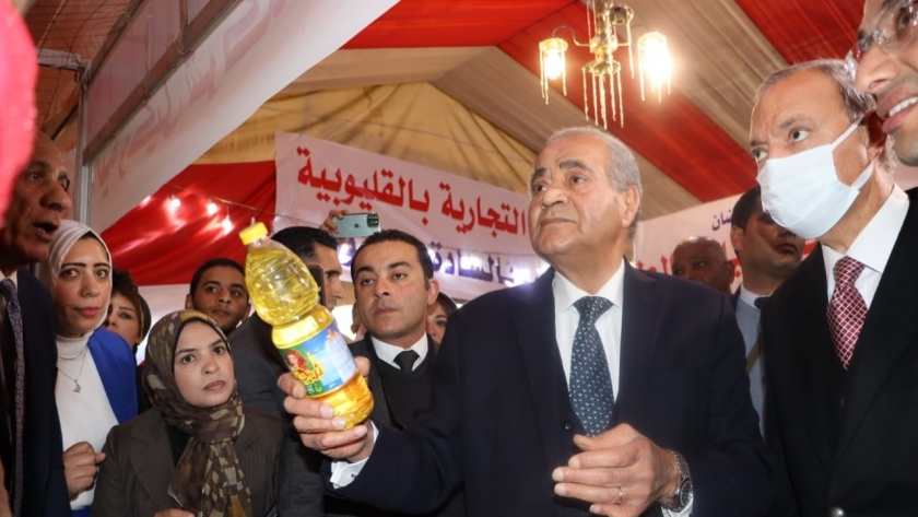 دكتور علي المصيلحي وزير التموين يفتتح معرض أهلاً رمضان - أرشيفية