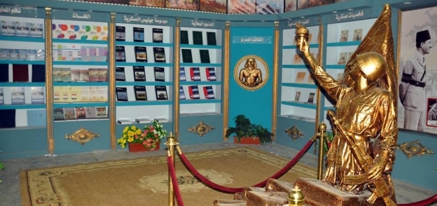 جناح جيش وشعب للقوات المسلحةبمعرض القاهرة الدولي للكتاب