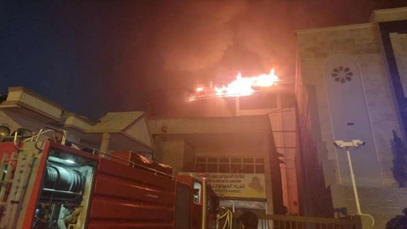 حريق في  في مبنى كلية عراقية بالعاصمة بغداد