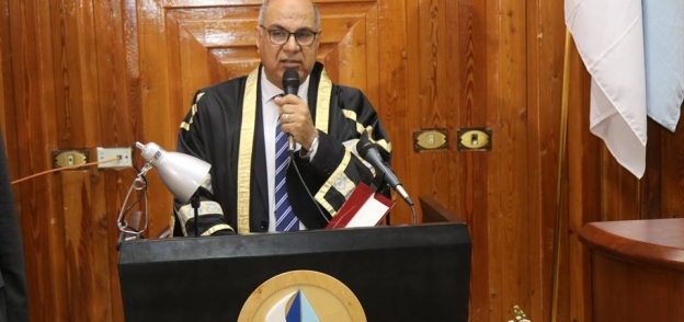 رئيس جامعة كفر الشيخ خلال كلمته بالاحتفال