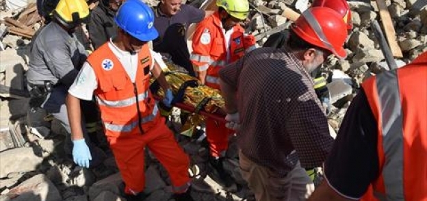 بالصور| ارتفاع حصيلة زلزال إيطاليا لـ18 قتيلا على الأقل