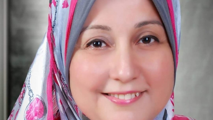 هويدا حافظ رئيس تحرير مجلة فارس