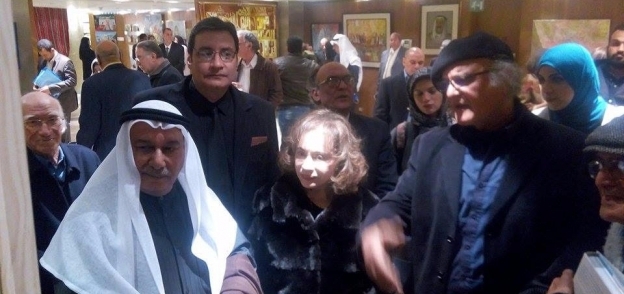 السفير الكويتى خلال افتتاح المعرض