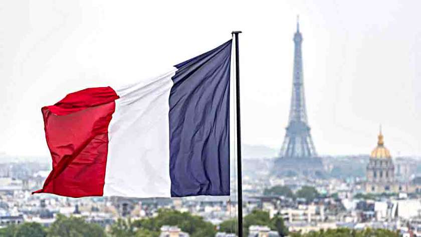 العلم الفرنسي .. صورة ارشيفية