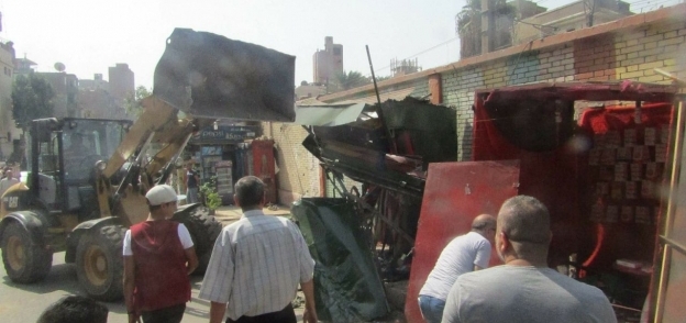 حملة محافظة القاهرة على إزالة الأكشاك المخالفة