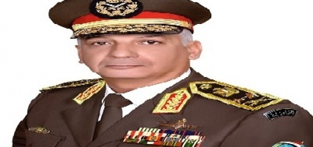 وزير الدفاع والإنتاج الحربي الفريق أول محمد زكي