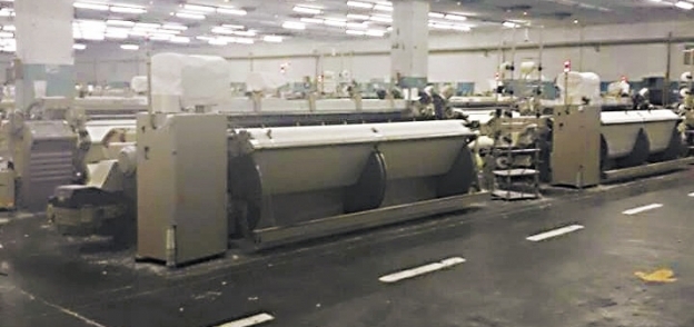 ماكينات الغزل داخل المصانع توقفت بسبب الإضراب